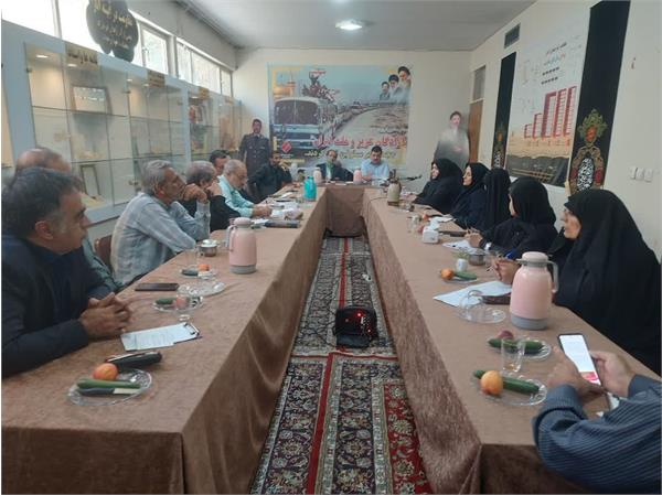 خورشید حماسه دفاع مقدس بویژه خلق صبر راهبردی آزادگان هرگز غروب نمی کند.
