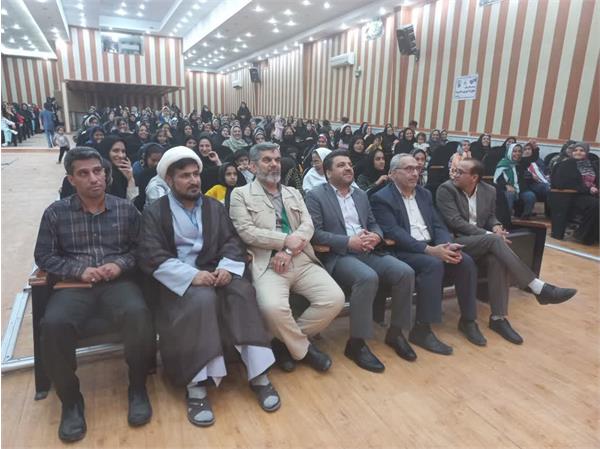 طبس؛ میزبان ویژه برنامه‌های دهه کرامت با عنوان دخیل عشق