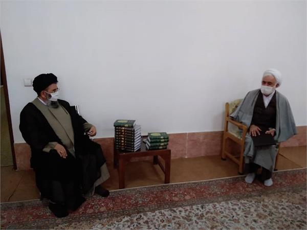 مدیرکل فرهنگ و ارشاد اسلامی آذربایجان غربی در هفتاد و چهارمین جلسه شورای فرهنگ عمومی شهرستان خوی از تدوین سند سیاست‌های جمعیتی استان خبر داد