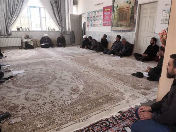 پنجمین نشست شورای فرهنگ عمومی و اولین جلسه قرارگاه عفاف و حجاب شهرستان فیروزه برگزار شد.