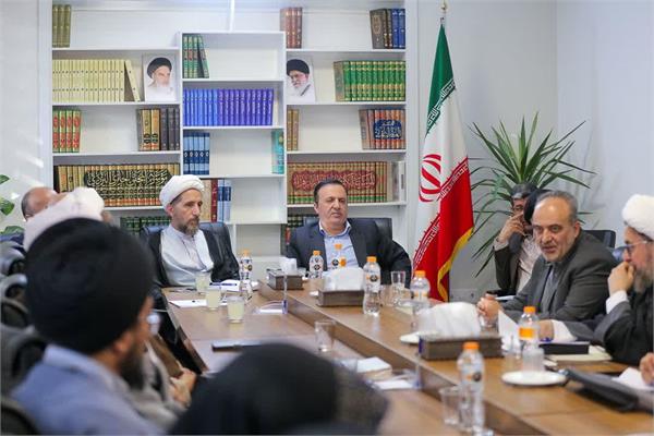 با ارائه راهکارهای پیشنهادی، جلسات شورای فرهنگ عمومی استان را عملیاتی تر به پیش ببریم