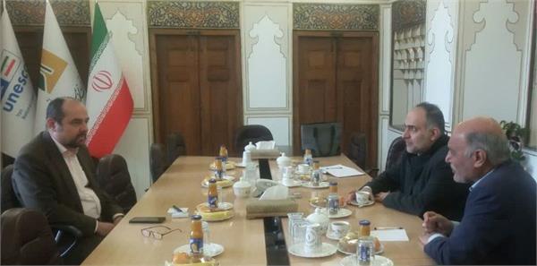 دیدار دبیر شورای فرهنگ عمومی کشور با مدیر عامل مرکز نوسازی و بهسازی شهرداری اصفهان