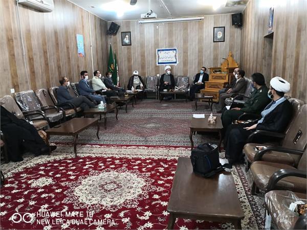 سومین جلسه شورای فرهنگ عمومی شهرستان سامان با حضور اکثر اعضاءدر دفتر امام جمعه شهر سامان برگزار شد.