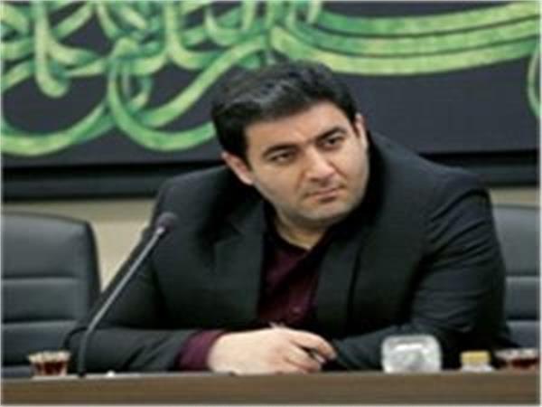 مدیرکل فرهنگ و ارشاد اسلامی مازندران، فعالیت های فرهنگی هنری دهه کرامت در استان را تشریح کرد.