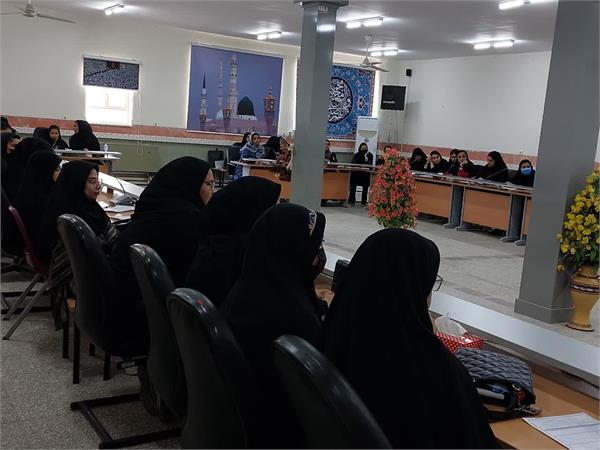 برگزاری کارگاه آموزشی مد و لباس در زاهدان