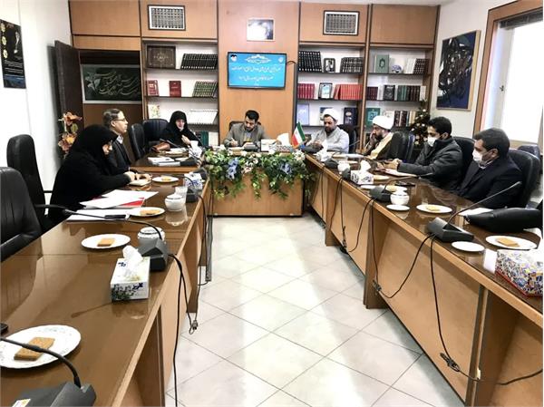 جلسه هم افزایی طرح های فرهنگی هنری جوانی جمعیت و خانواده استان برگزار شد